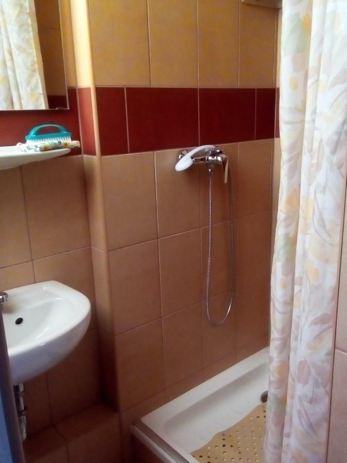 ホテル Kata Vendeghaz バラトンフレド エクステリア 写真